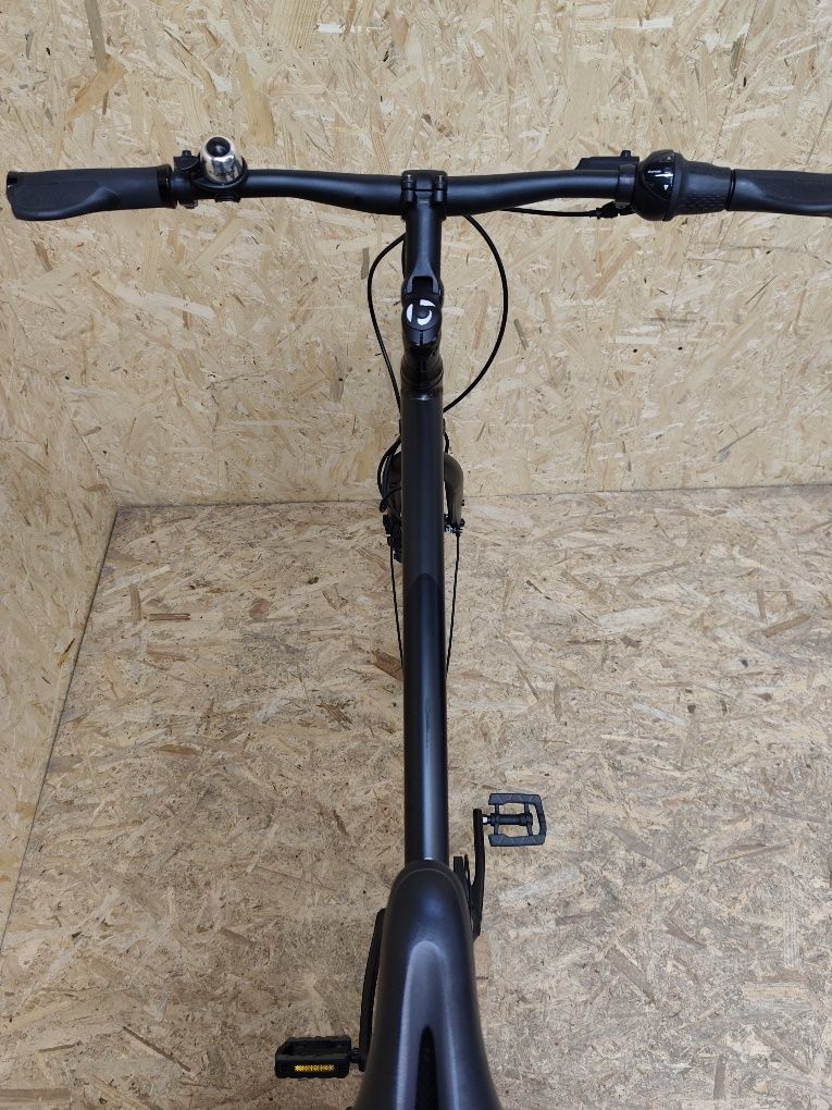 Rower TREK L500 pasek napędowy, Shimano Nexus