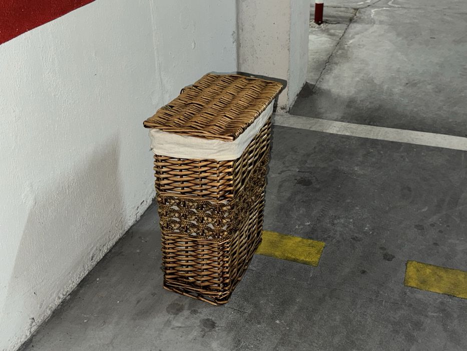 Cesto ( pequeno ) pra guardar coisas