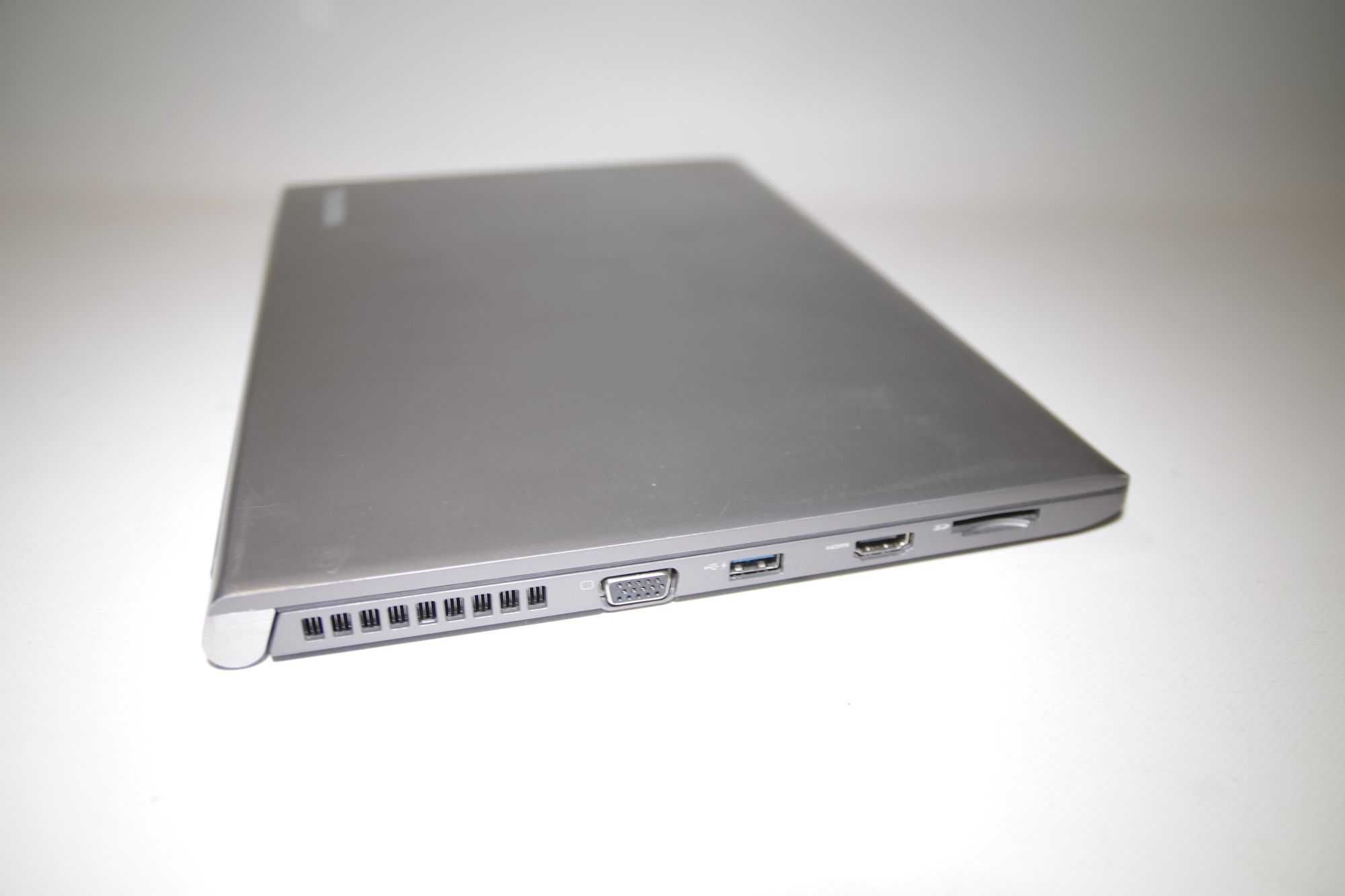 Ноутбук Toshiba Tecra Z40 14" Core i5-6300U 8 Gb/250Gb SSD 11 годин