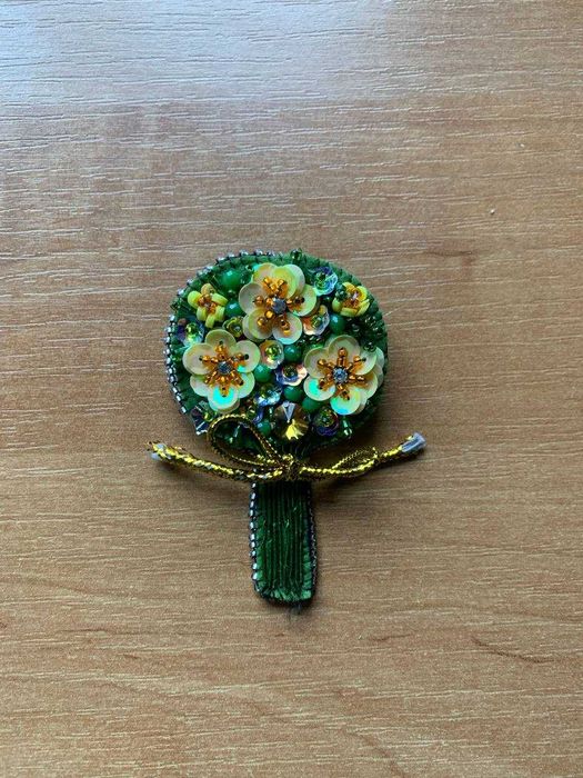 Брошка Оберіг з бісеру, кулон, Кабашон
ручної роботи