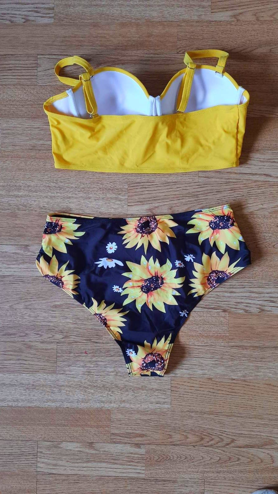 Шикарний купальник, новий, розмір L, XL