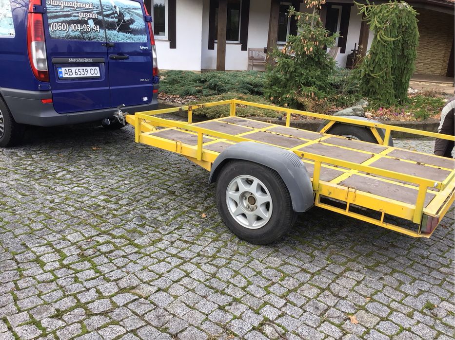 Автомобільний причіп вантажний