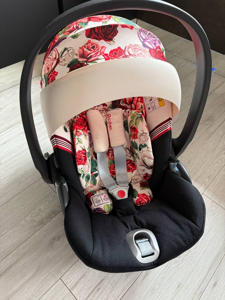 Cybex Cloud Z I-Size Fotelik 0-13 kg Fashion Spring Blossom