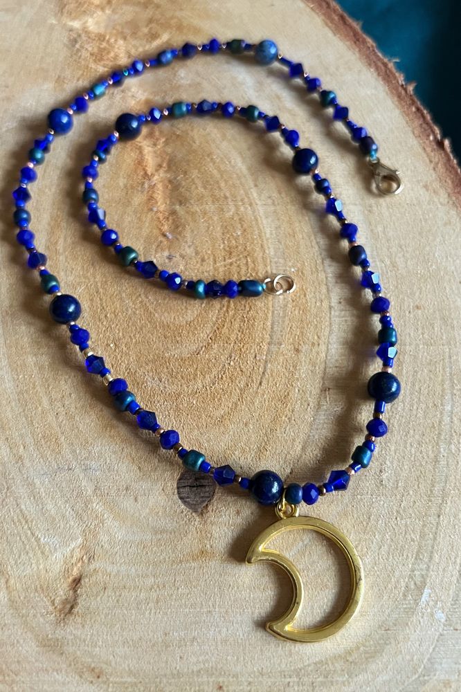 Naszyjnik handmade Luna Lunula Księżyc Lapis lazuli