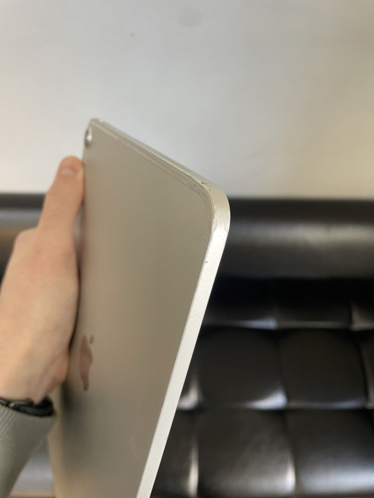 Планшет Apple iPad Pro 11 2018 1 Gen 64Gb  Silver