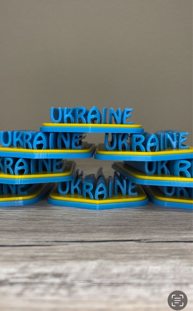 Герб України з написом на магнітах 3d (сувенір)