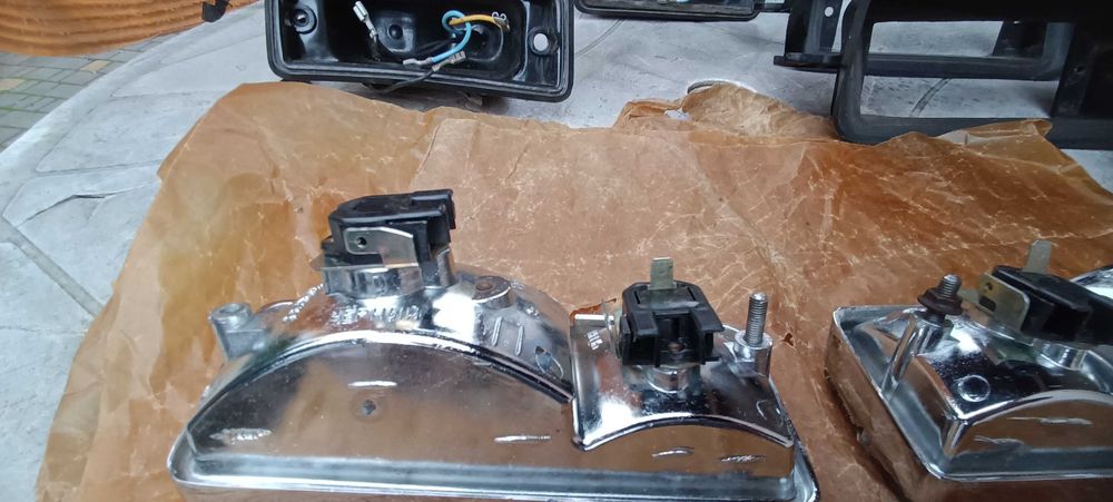 Подфарники ВАЗ-2121 Нива хром оригинал.