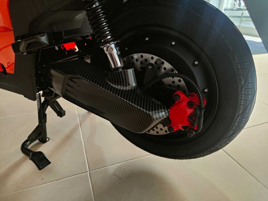 SCOOTER ELÉTRICA SEM CARTA XEC SIMON 24 e 24