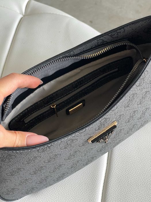 Сумка женская Guess Noelle багет 2 в 1 Гесс через плече черная