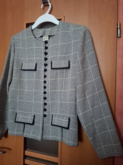 Żakiet czarno biały w krateczkę pepitkę jak nowy ozdobne patki r. 38
