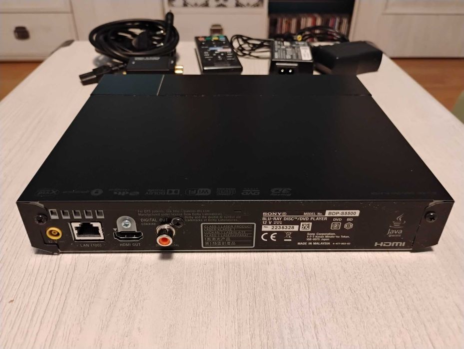 Odtwarzacz Blu-ray DVD CD - Sony - BDP-S5500 - plus konwerter audio