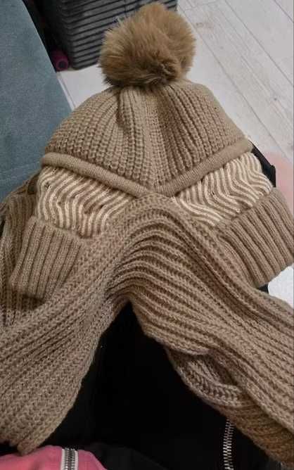 Nowy ciepły zimowy komplet kolor ciemny beż czapka + szalik!!