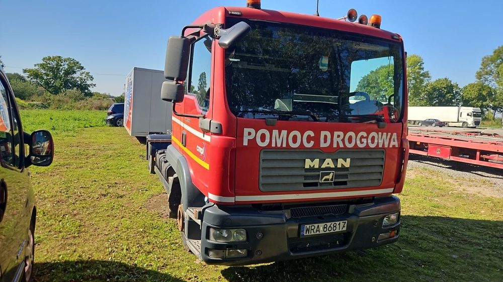 MAN TGL  Pomoc drogowa laweta kontener 6 cylindrowy