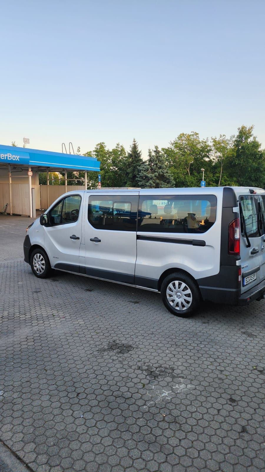 Nissan nv 300 пасажир