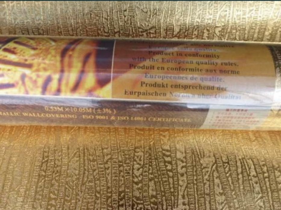 Обои с золотом и под золото