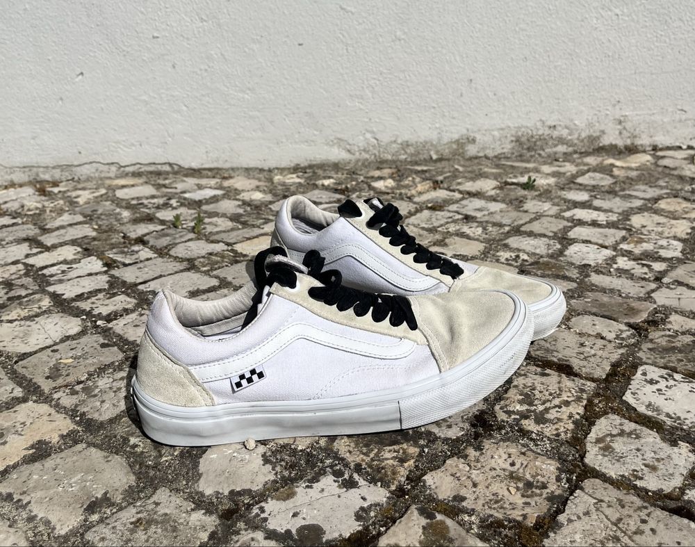 Ténis VANS Unisexo Old Skool (Club Branco/Preto)