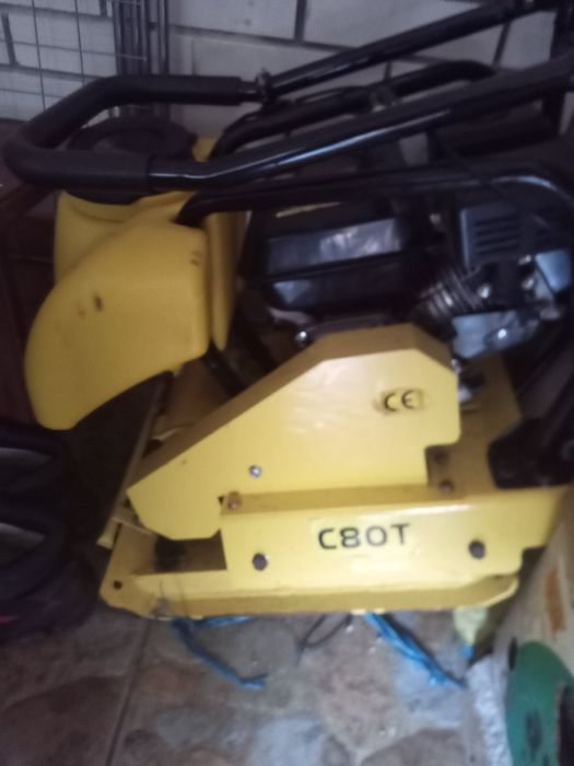 Віброплита в гарному стані