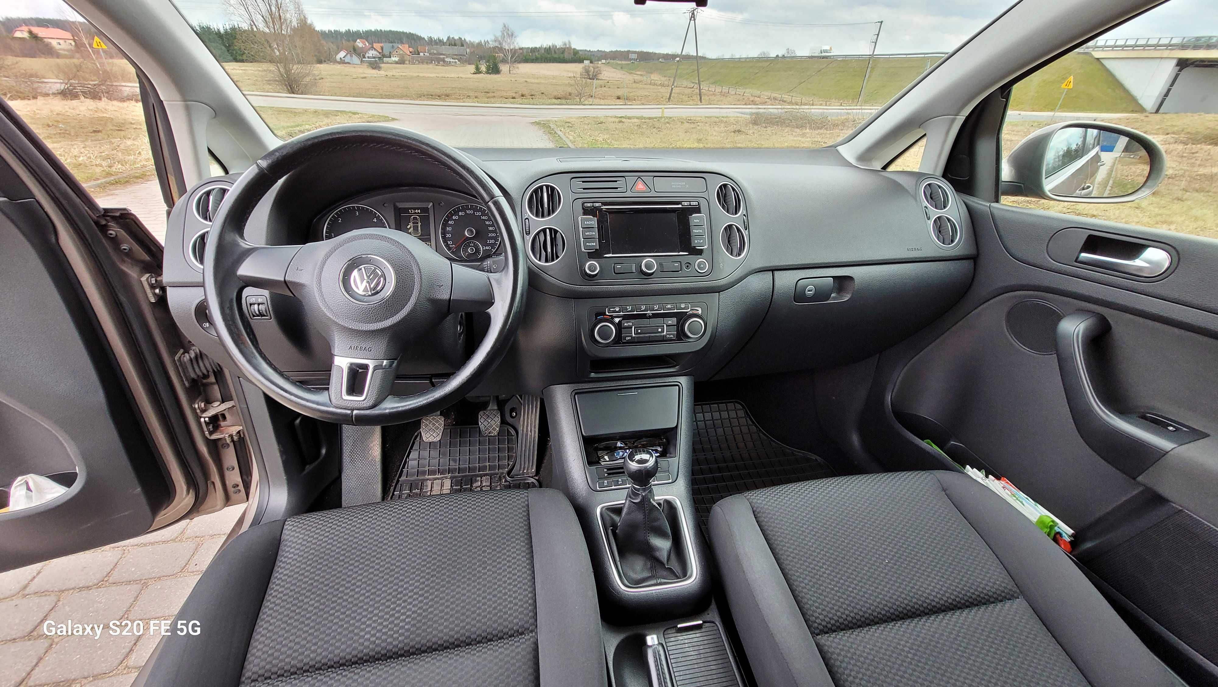 1.6 TDI-Navi-alu-serwis-2xkoła-nowy rozrząd