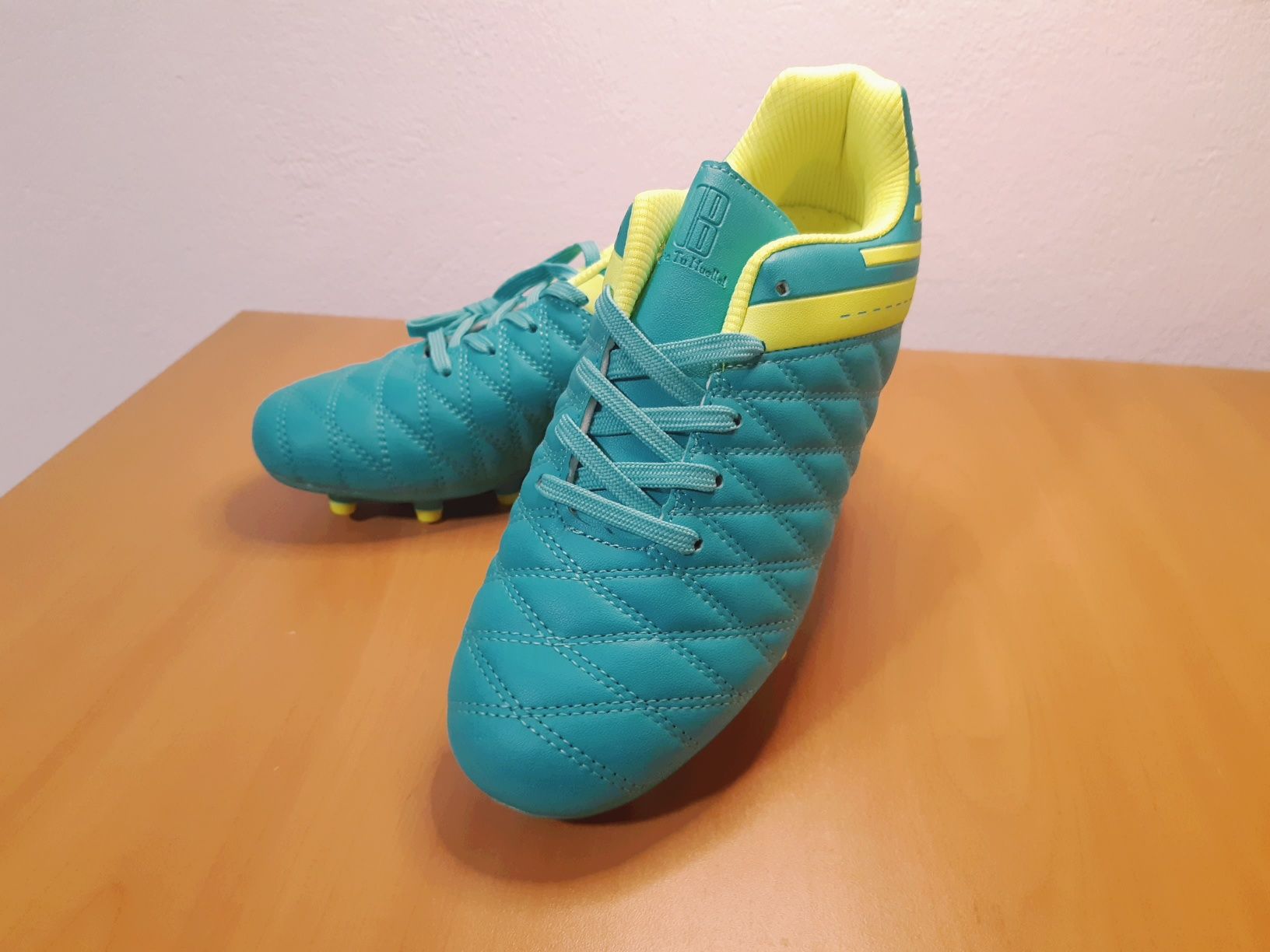 korki dziecięce r. 38 NOWE buty piłkarskie