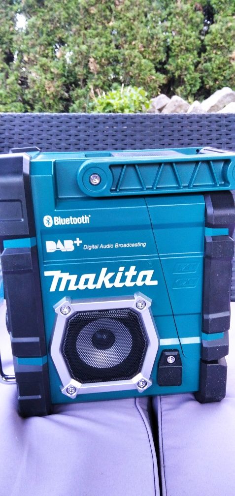 Radio makita dmr 112