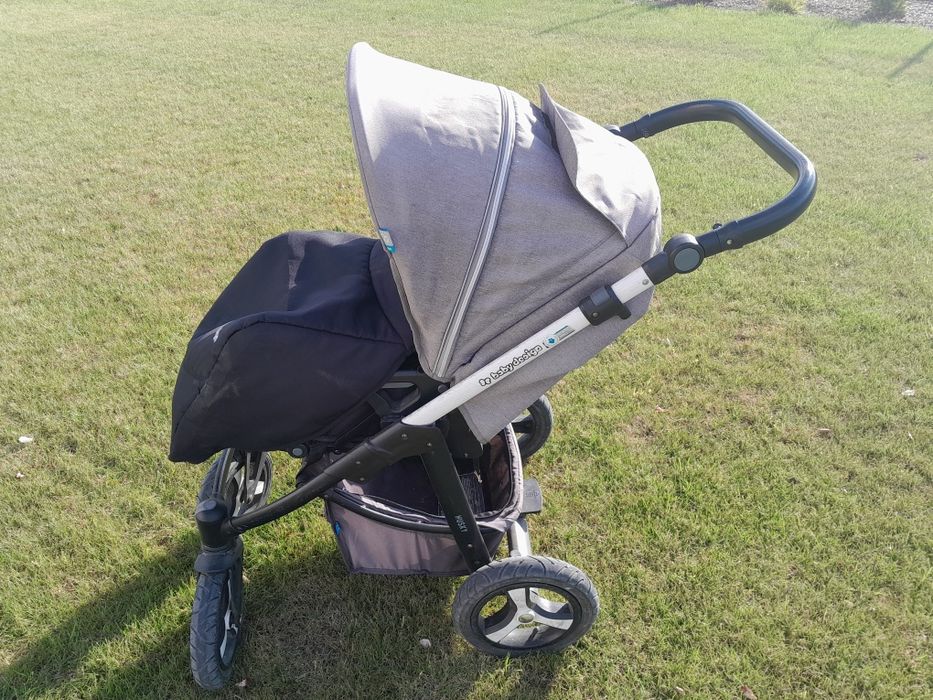 Wózek dziecięcy 2 w 1  Baby Design  spacerówka i gondola