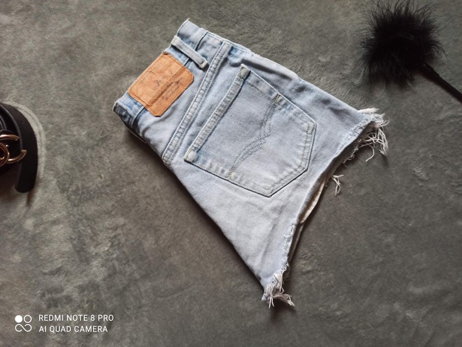 Джинсові шорти жіночі короткі