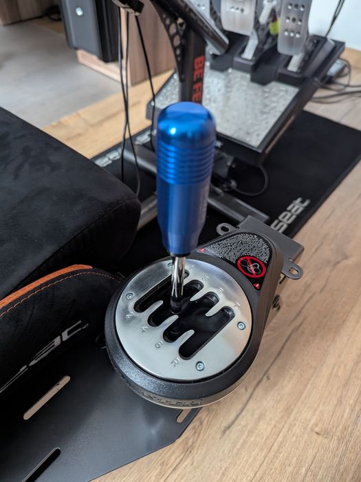 Thrustmaster T300 Alcantara+ T-LCM + T8HA + Playseat