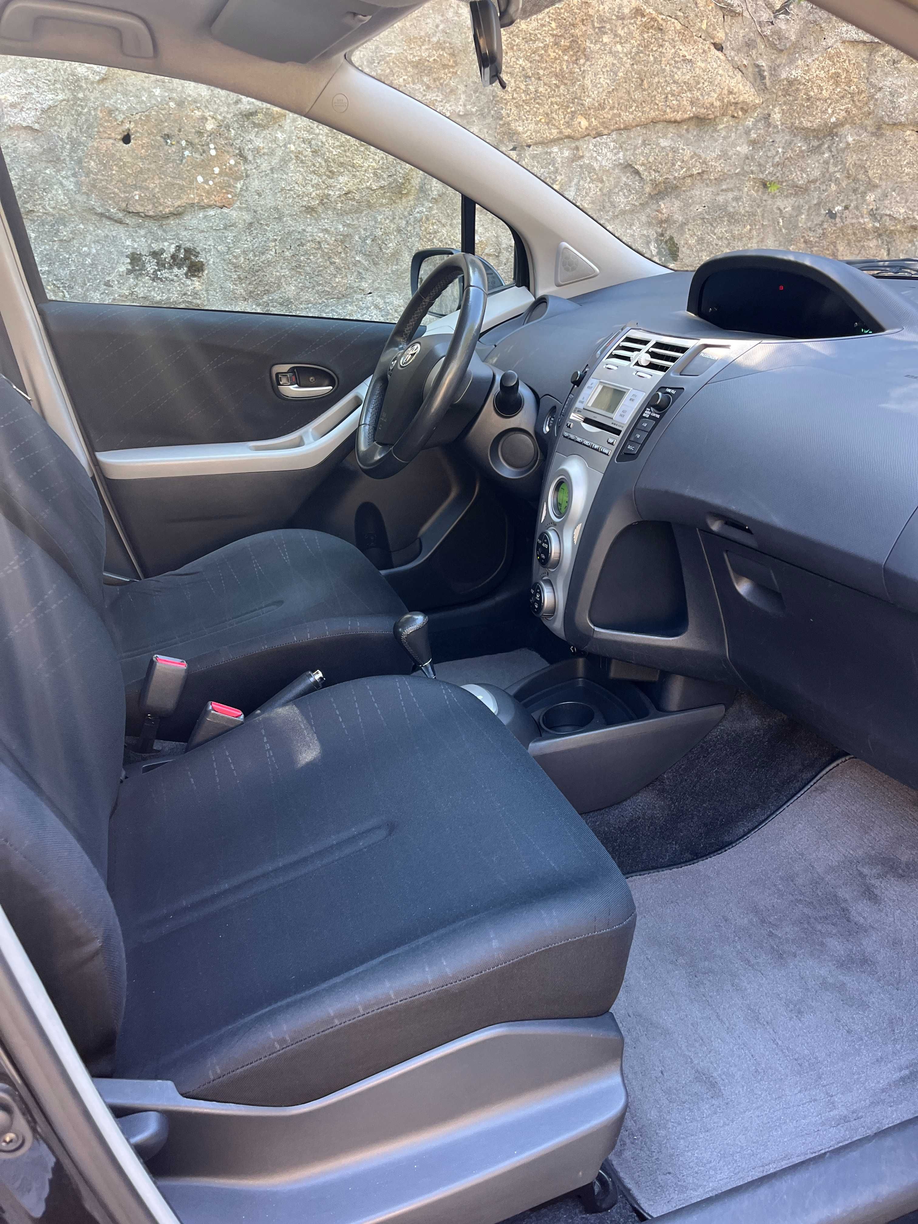 Toyota Yaris 1.0 VVT-i Sol High Pack Automático