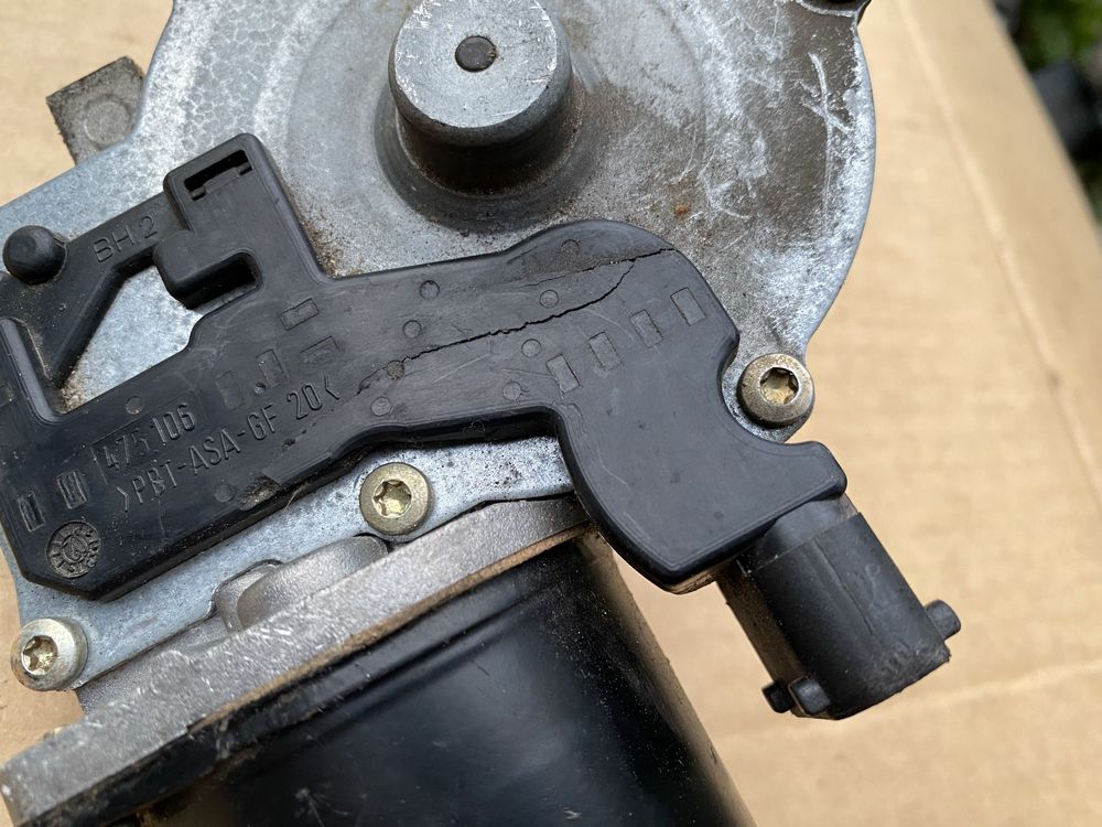 Bmw E39 silnik wycieraczki przod