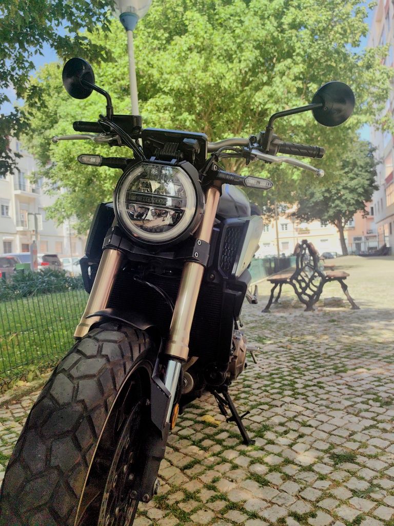 RESERVADA. Honda CB650r 2021 (novo modelo - actualização), versão ful