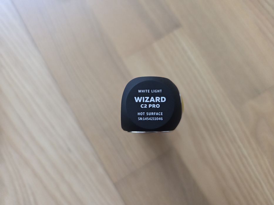 Latarka czołowa Armytek Wizard C2 Pro