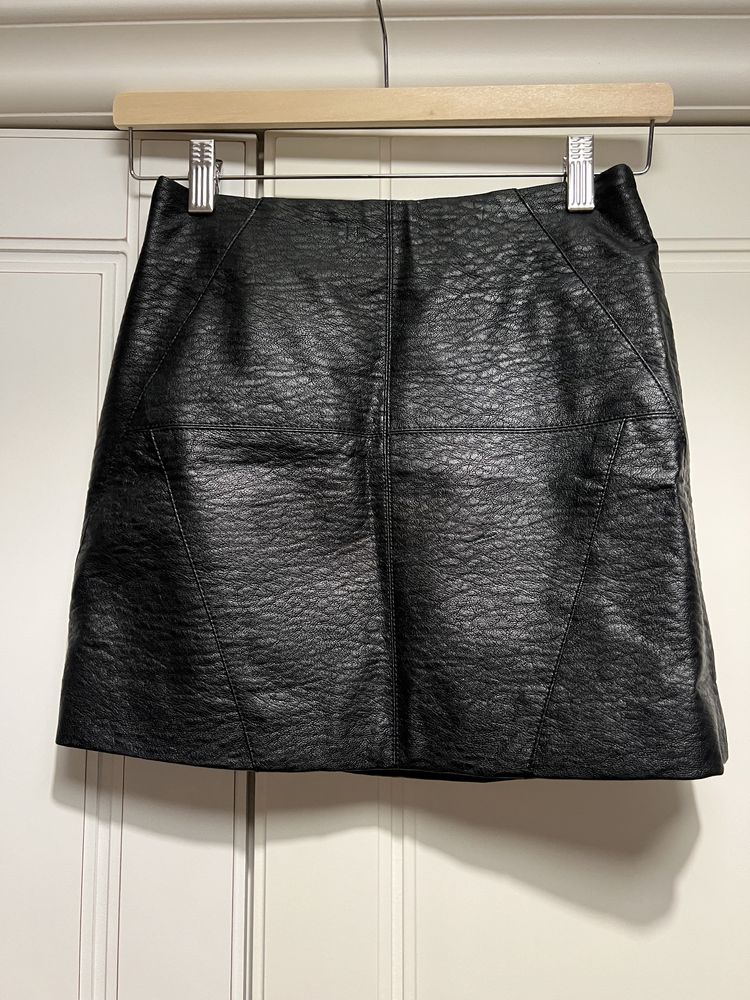 Spódnica H&M 34 xs skóra skórzana mini zamek zip