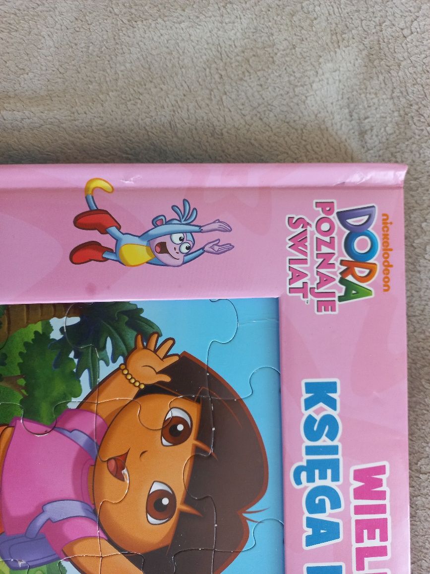 Książka z puzzlami Dora