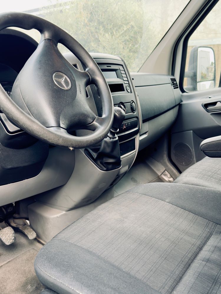 Mercedes Sprinter - Caixa de Fibra - Ideal para Transportes