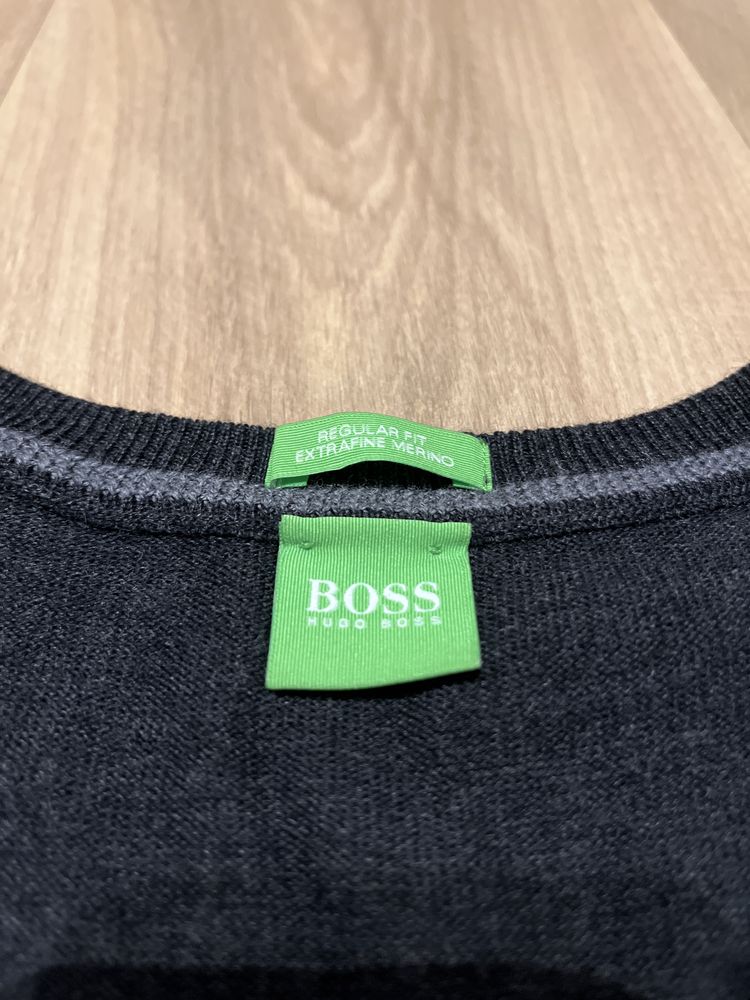 Sprzedam męski sweter bawełniany Hugo Boss XL stan bdb.