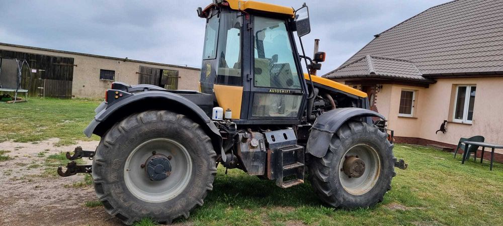 JCB Fastrac 2135