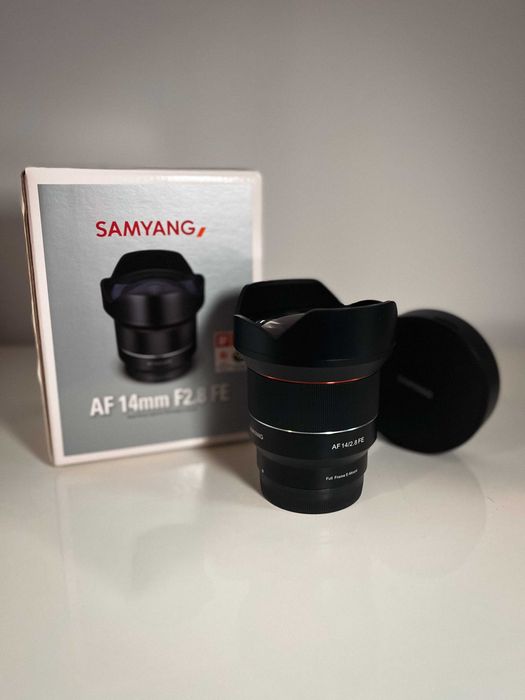Lente Samyang AF 14mm F2.8 - Excelente estado