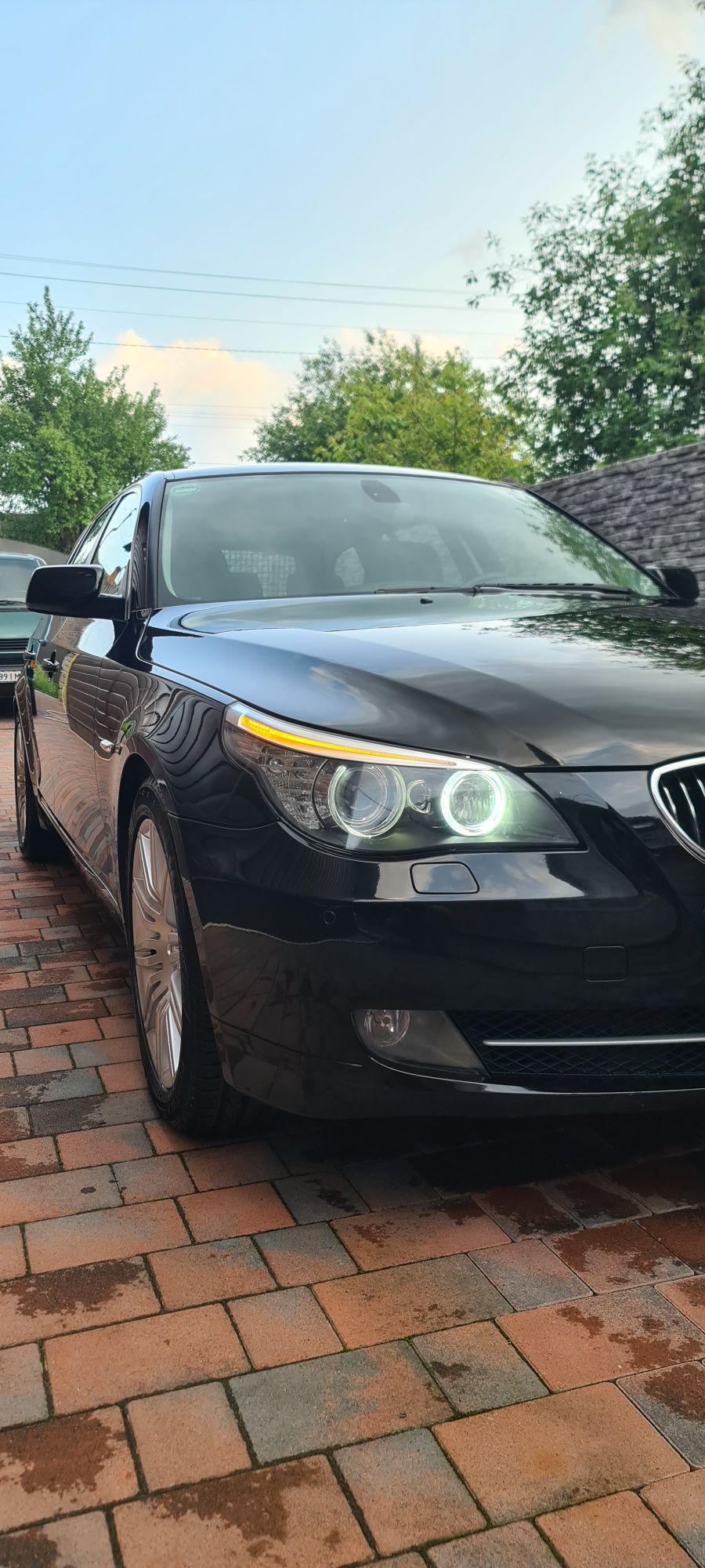 Продам BMW E 61 пригнану з Німеччини в ідеальному стані , обслужену