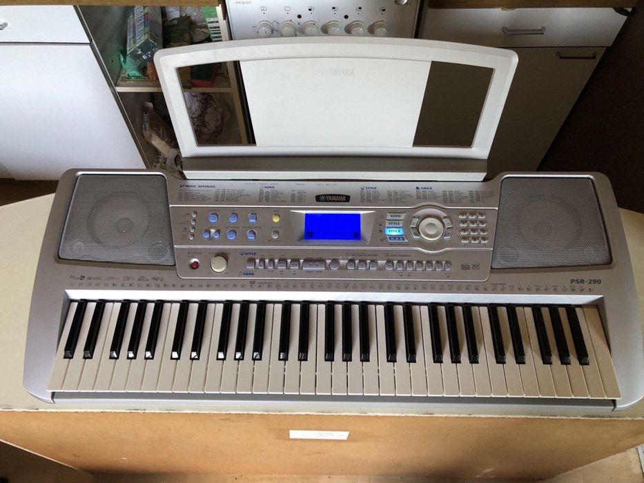 Синтезпто Yamaha psr 290