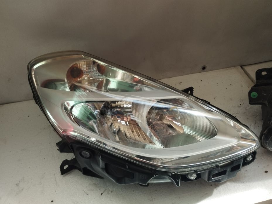 Renault Clio 3 Lift lampa przednia przód lewa, prawa Europa orginał