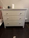 Cómoda Hemnes com puxadores Zara Home