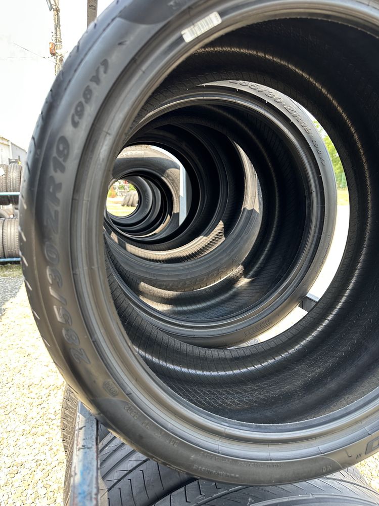 Шини нові 285/30/19 R19 Pirelli 2шт