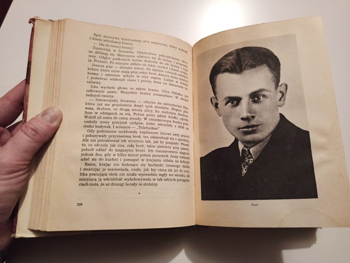 Zośka i Parasol Aleksander Kamiński