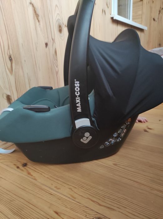 Автокрісло maxi-cosi до 12 кг