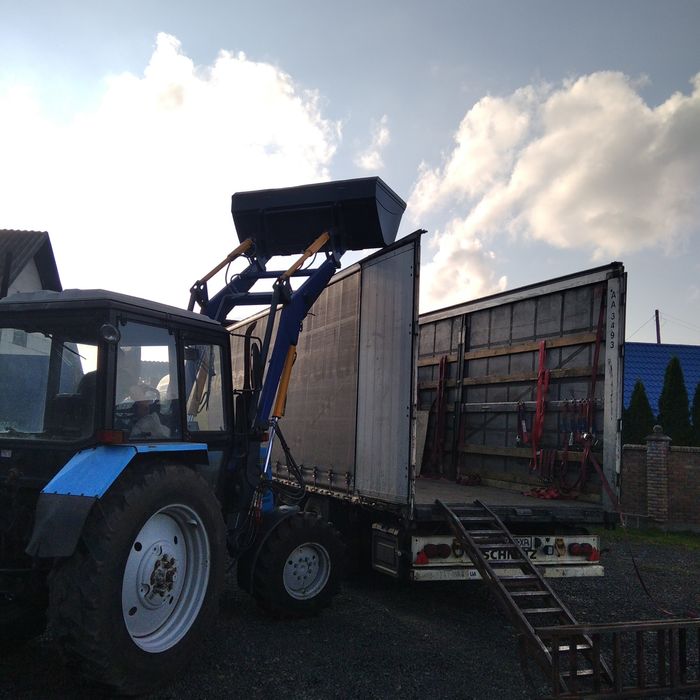 Навантажувачі до МТЗ на вибір.