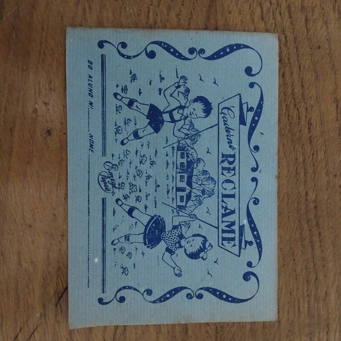 Caderno escolar Reclame