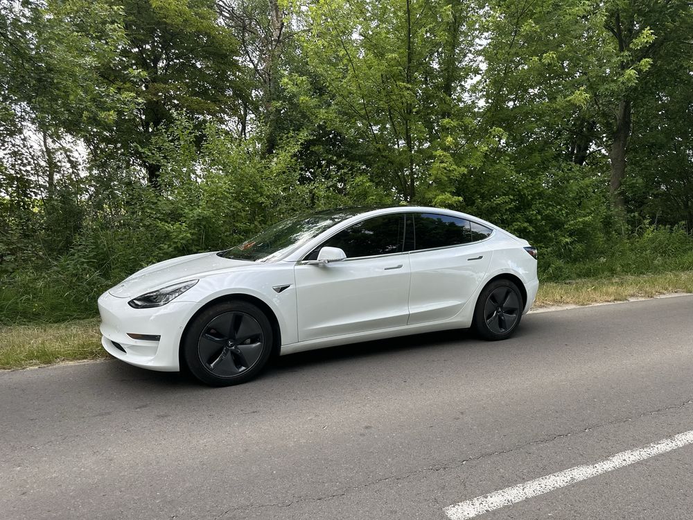 Tesla Model 3 Long Range Dual Motor