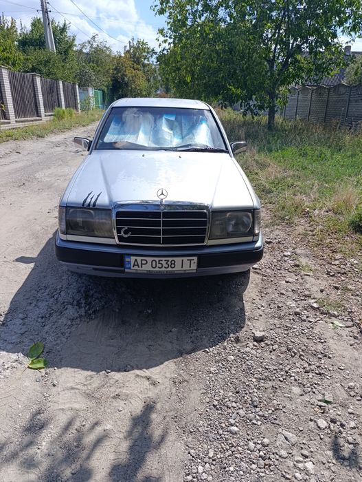 Продам Мерседес W 124