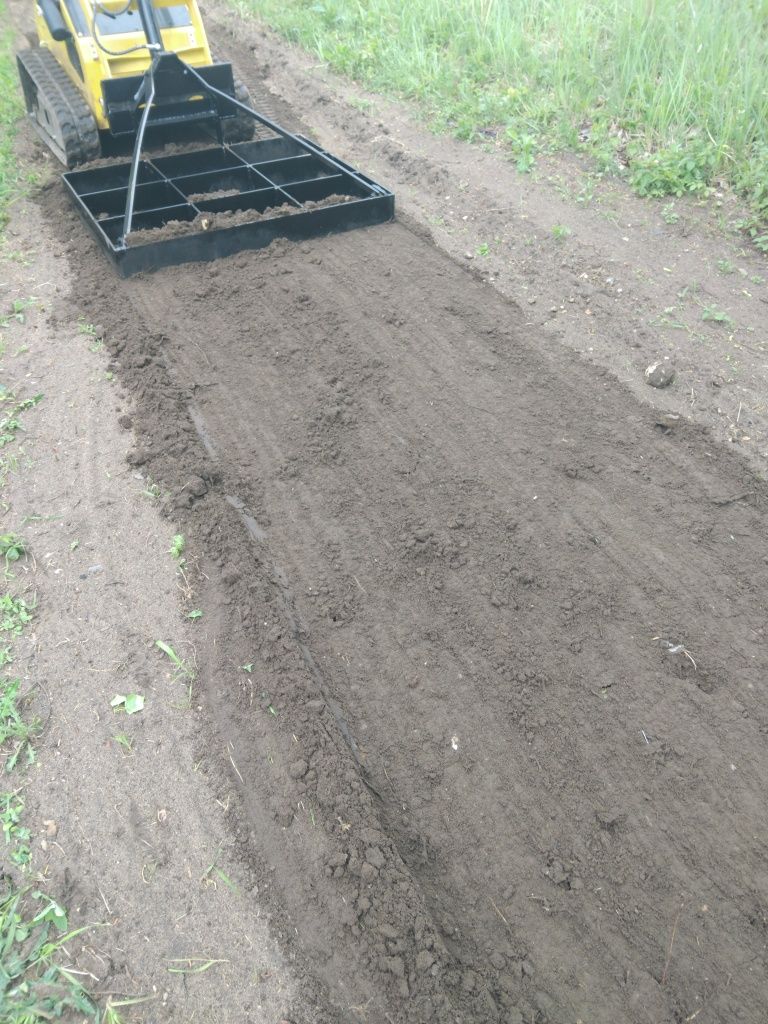 Krata niwelacyjna wynajem wypożyczalnia  niwelacja terenu  niwelator