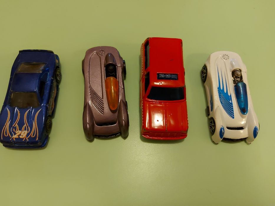 Zabawkowe samochodziki